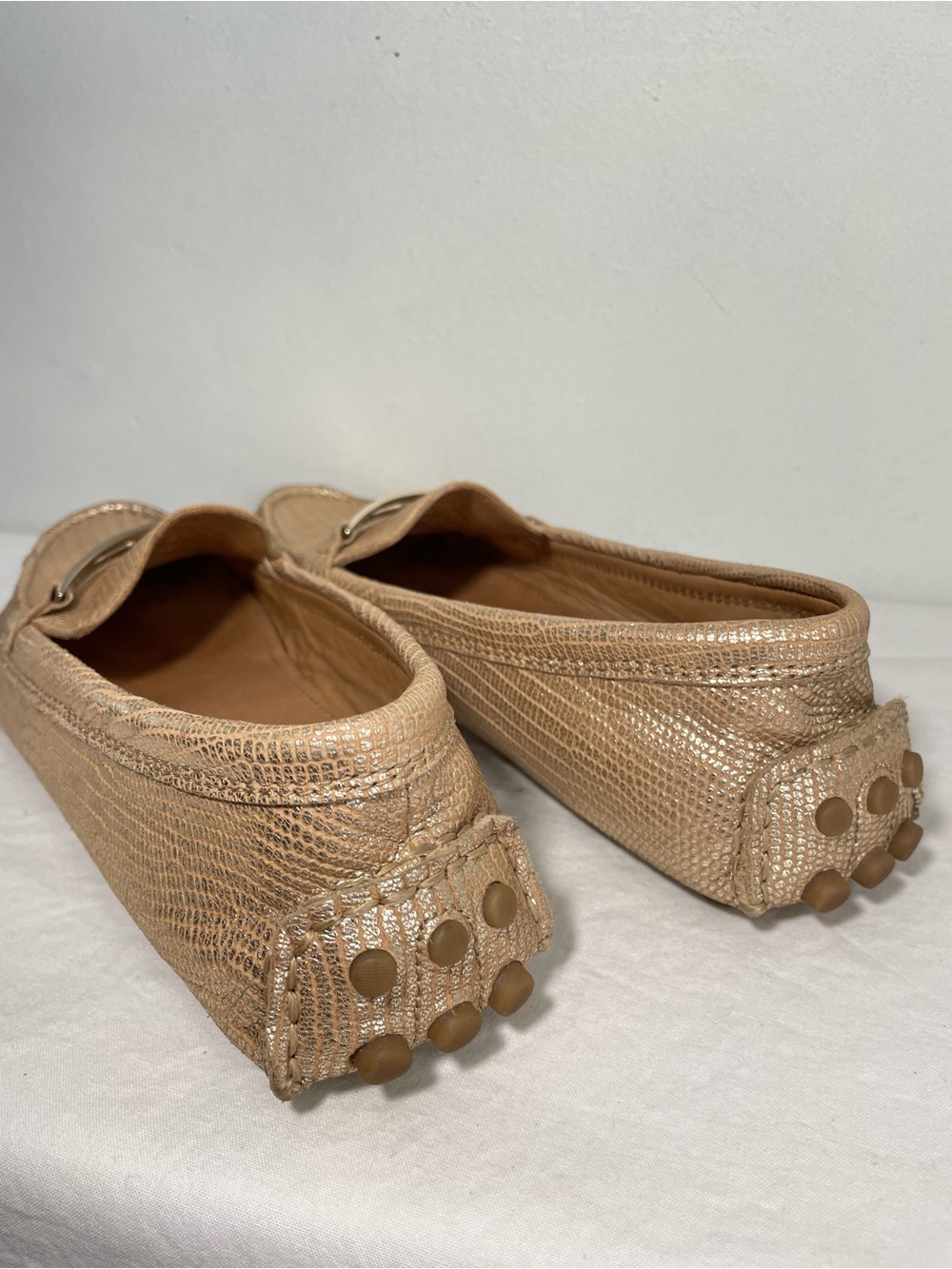 Coach Nola Gold Textured Leather Driving Loafers Size 8 B - Picture 10 of 15